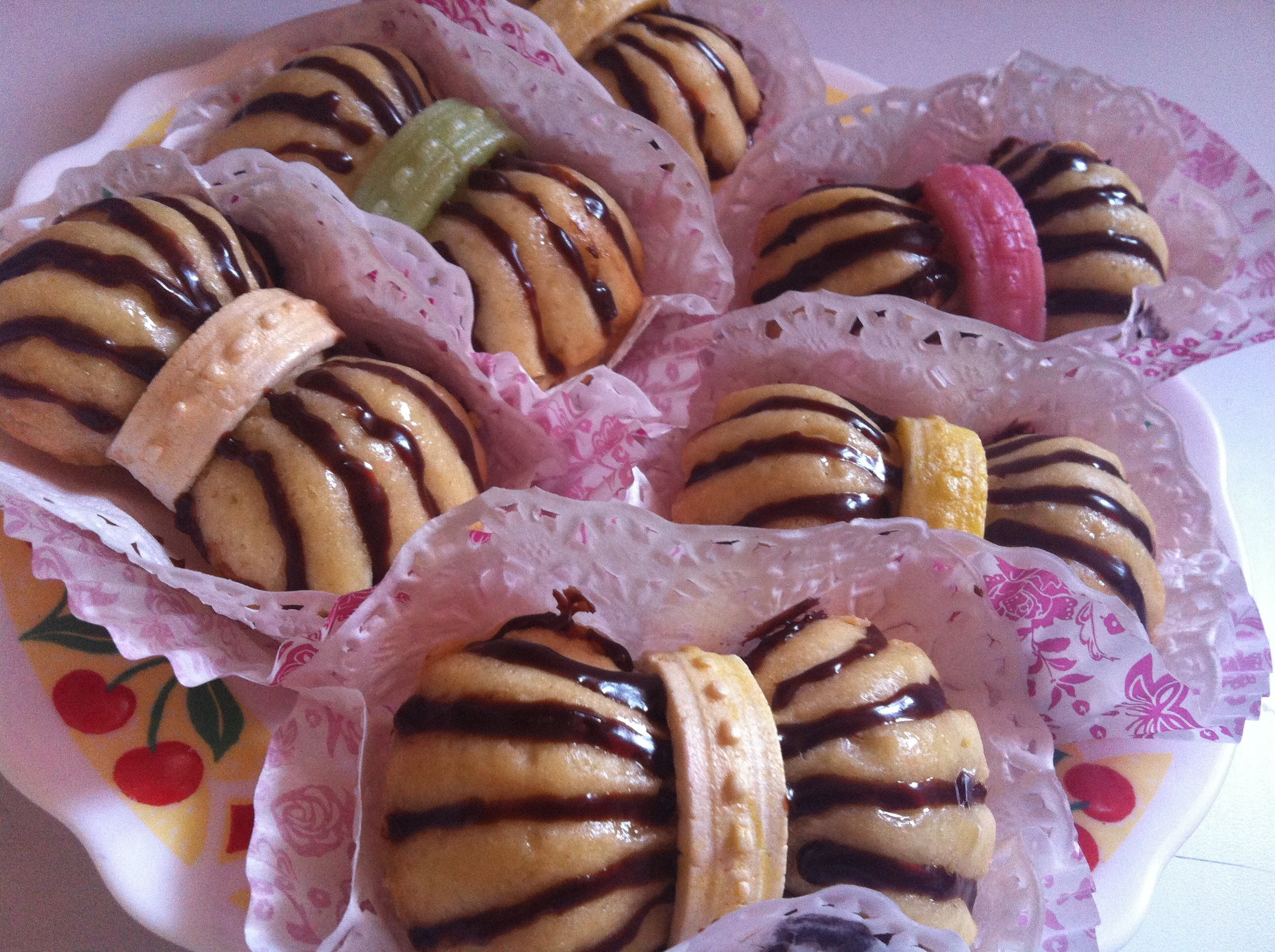 Noeuds papillon ( cacahouète , halwa turc )